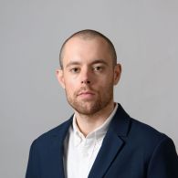 Brady Ryan headshot